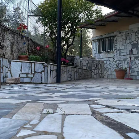 Apartman Pouglia Traditional House