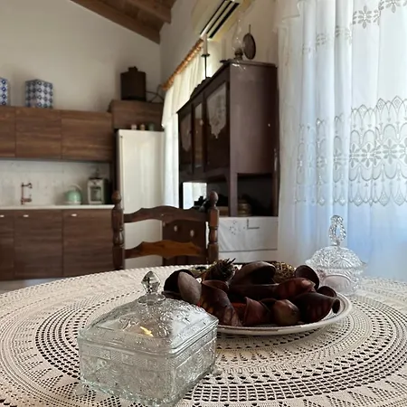 Apartman Pouglia Traditional House Loútsai