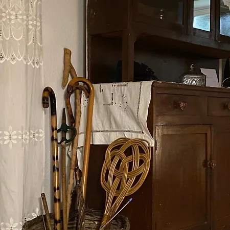 Pouglia Traditional House Apartman *